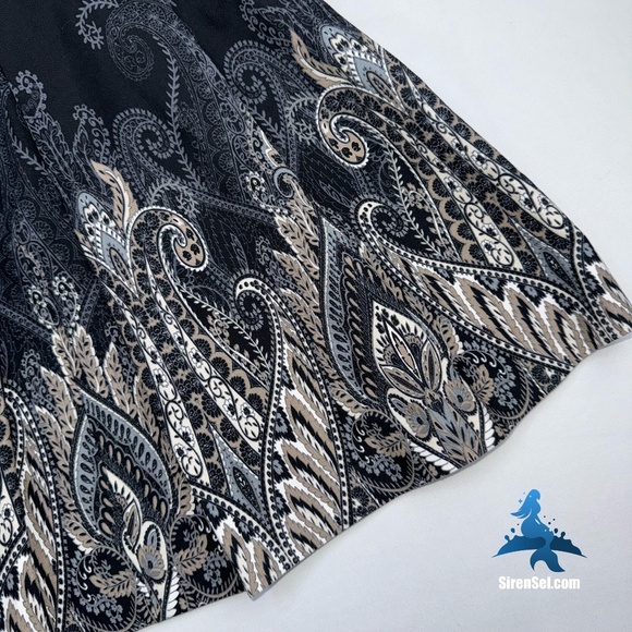 1043 Petite Banana Republic Box Pleated Skater/Circle Skirt - Size 00P Black/Tan - Picture 12 of 16